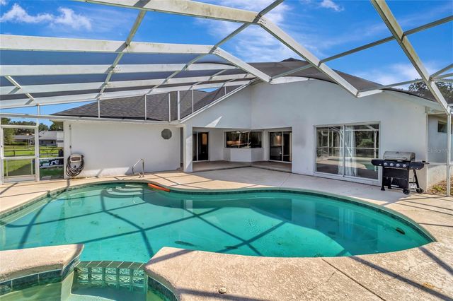 6856 NE 61ST AVENUE ROAD, Silver Springs, FL 34488