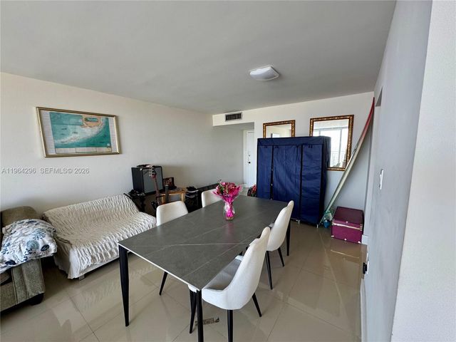 18011 Biscayne Blvd 1802, Aventura, FL 33160