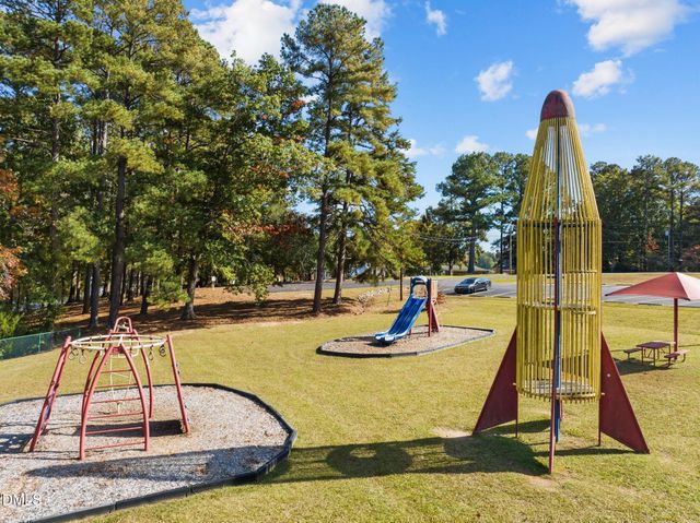 138 Ottawa Drive, Louisburg, NC 27549