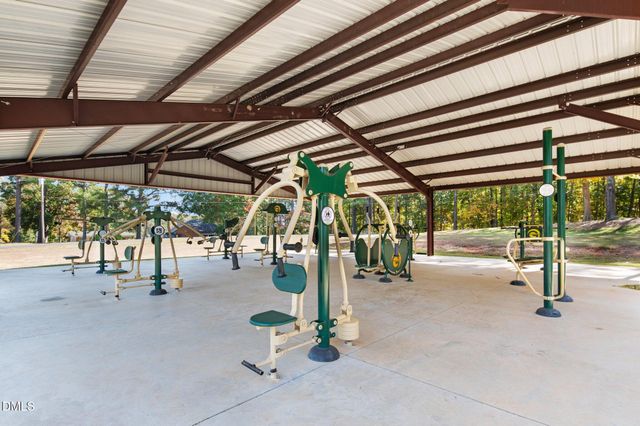 138 Ottawa Drive, Louisburg, NC 27549