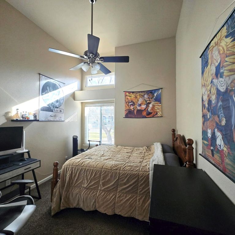 Image 18 of property listing at 2230 E Ryan Avenue, Fresno, CA 93720