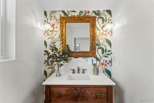 725 Randle Street, Edwardsville, IL 62025