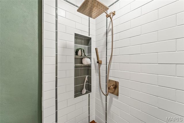 725 Randle Street, Edwardsville, IL 62025