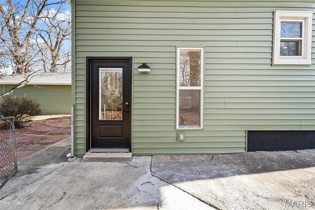 725 Randle Street, Edwardsville, IL 62025