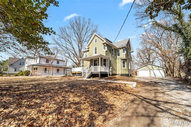 725 Randle Street, Edwardsville, IL 62025