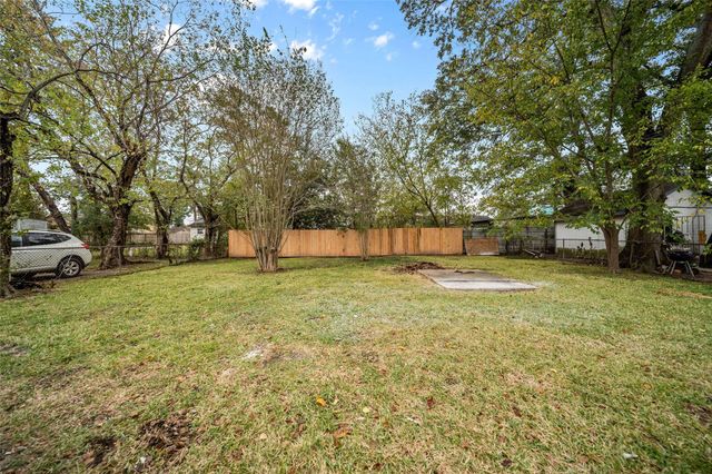 10414 Onslow Street, Houston, TX 77016