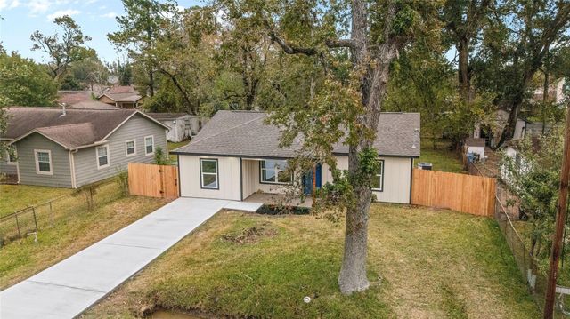 10414 Onslow Street, Houston, TX 77016