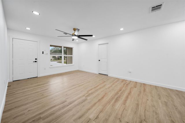 10414 Onslow Street, Houston, TX 77016