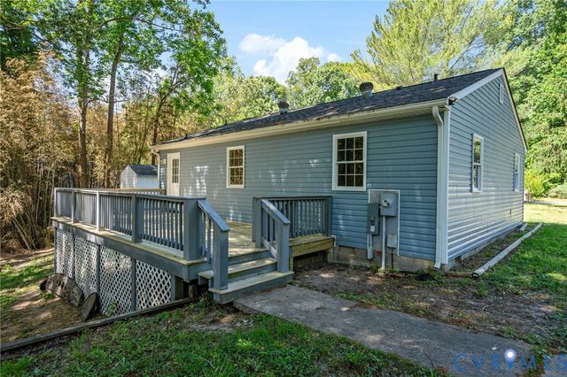6701 Lakemont Rd, New Kent, VA 23141