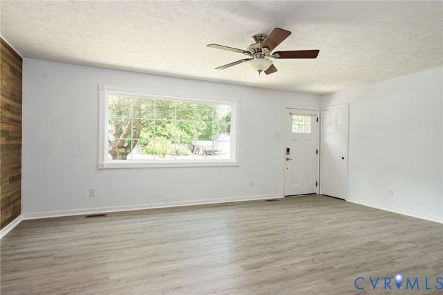 6701 Lakemont Rd, New Kent, VA 23141