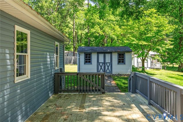 6701 Lakemont Rd, New Kent, VA 23141