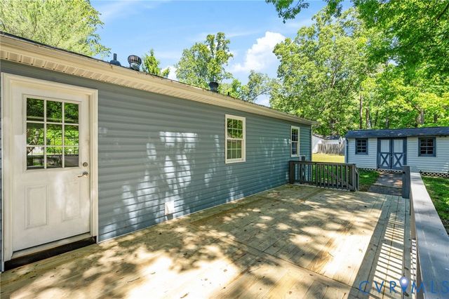 6701 Lakemont Rd, New Kent, VA 23141