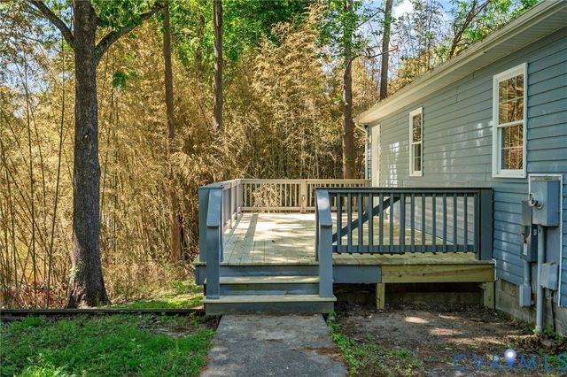 6701 Lakemont Rd, New Kent, VA 23141