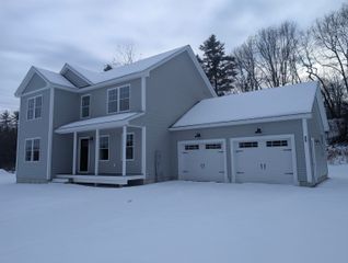 28 Pebble Court # 14, Barrington, NH 03825