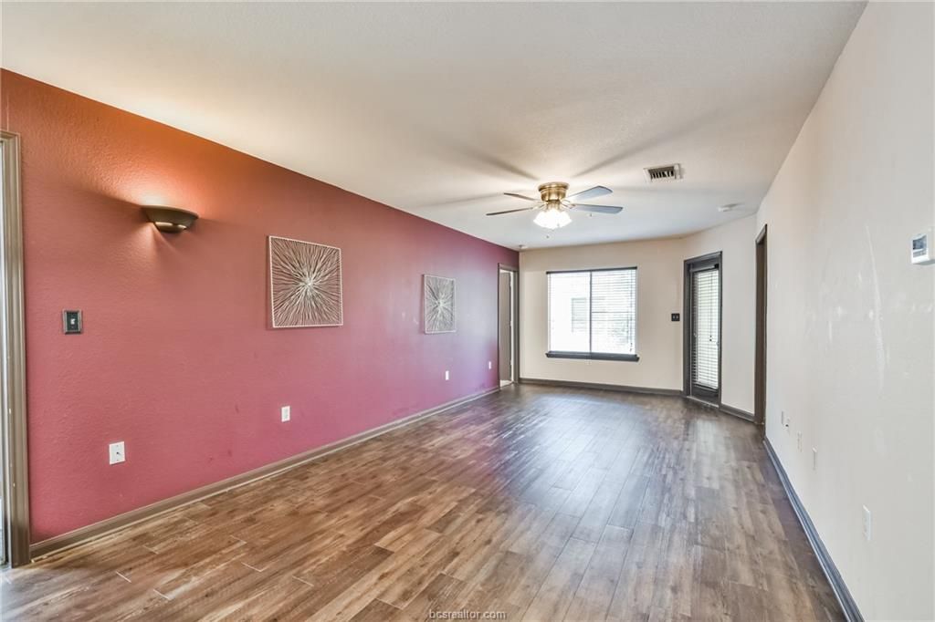 529 Southwest Parkway 203, College Station, TX 77840 — photo 5