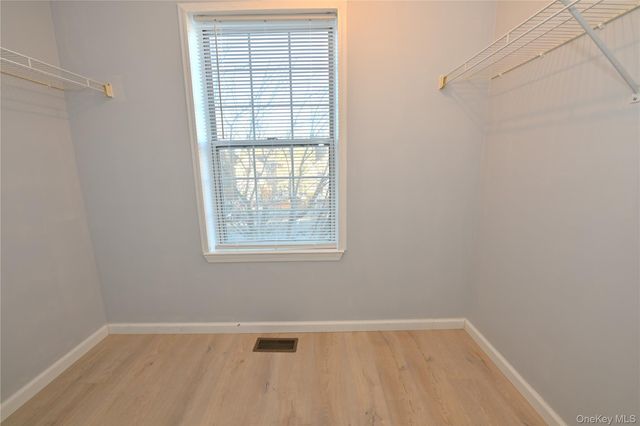 14 Kensington Way, Middletown, NY 10940