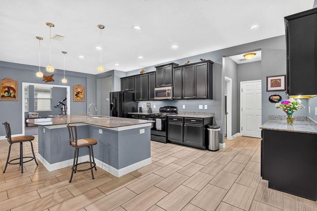 792 ROSEMARY CIRCLE, Bradenton, FL 34212