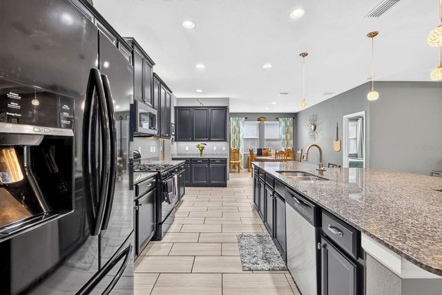 792 ROSEMARY CIRCLE, Bradenton, FL 34212