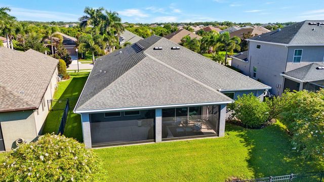 792 ROSEMARY CIRCLE, Bradenton, FL 34212