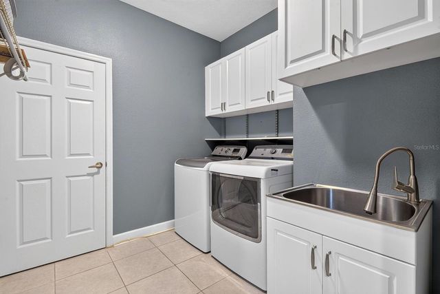 792 ROSEMARY CIRCLE, Bradenton, FL 34212