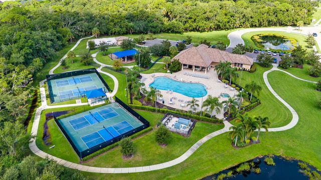 792 ROSEMARY CIRCLE, Bradenton, FL 34212