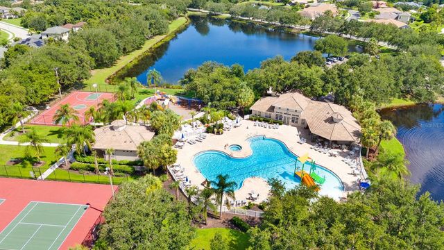 792 ROSEMARY CIRCLE, Bradenton, FL 34212