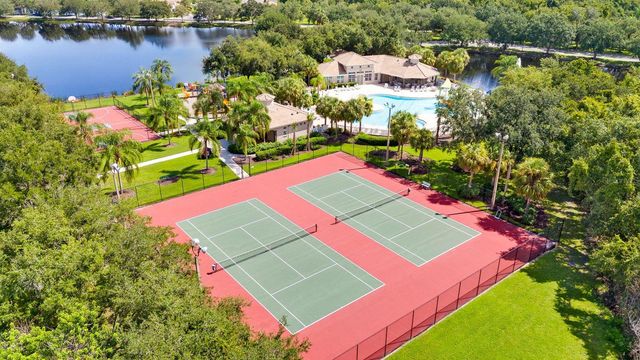 792 ROSEMARY CIRCLE, Bradenton, FL 34212