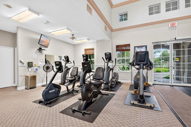 792 ROSEMARY CIRCLE, Bradenton, FL 34212