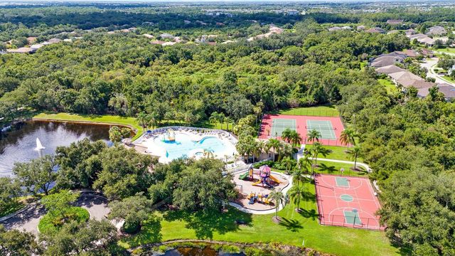 792 ROSEMARY CIRCLE, Bradenton, FL 34212