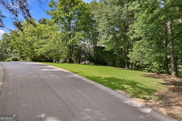 3274 Dunlap Drive, Gainesville, GA 30506