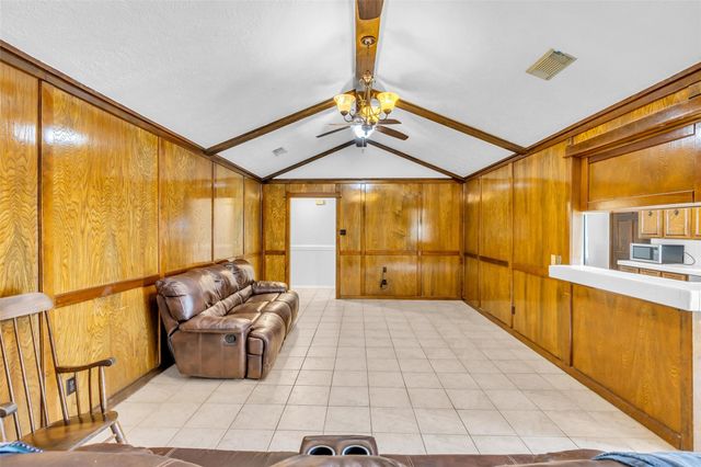 2421 Maxwell Lane, Deer Park, TX 77536