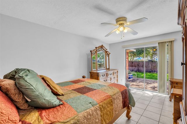 2421 Maxwell Lane, Deer Park, TX 77536