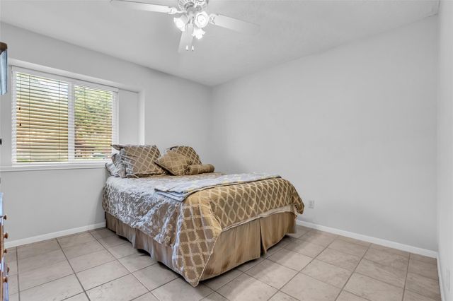 2421 Maxwell Lane, Deer Park, TX 77536