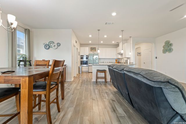 417 Cordova Crossing, Seguin, TX 78155