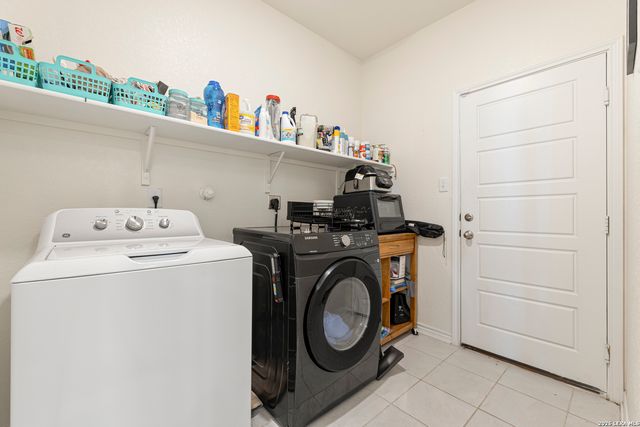 417 Cordova Crossing, Seguin, TX 78155