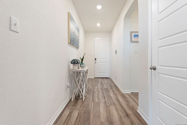 417 Cordova Crossing, Seguin, TX 78155