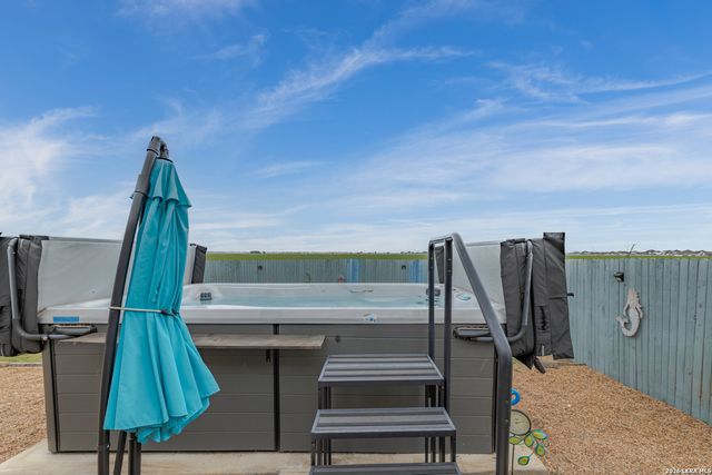 417 Cordova Crossing, Seguin, TX 78155