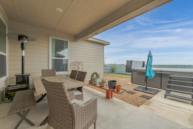 417 Cordova Crossing, Seguin, TX 78155