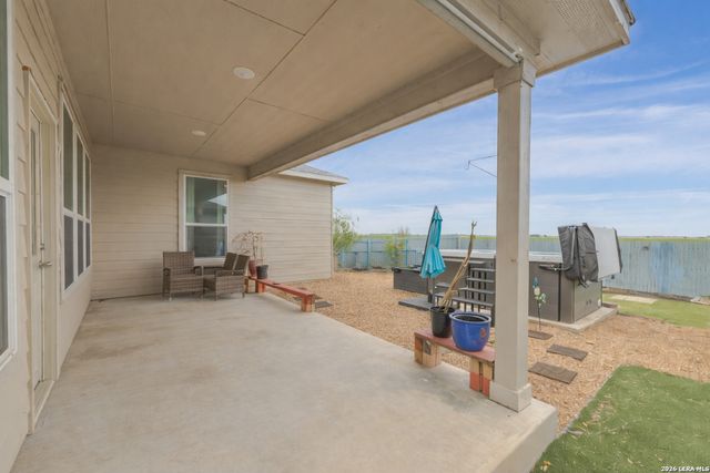 417 Cordova Crossing, Seguin, TX 78155