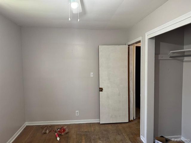 1913 Basil Lane, Flint, MI 48504