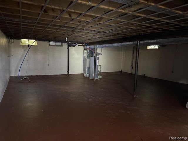 1913 Basil Lane, Flint, MI 48504