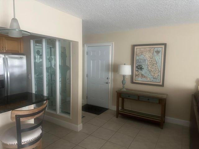 715 20th Street 104, Vero Beach, FL 32960