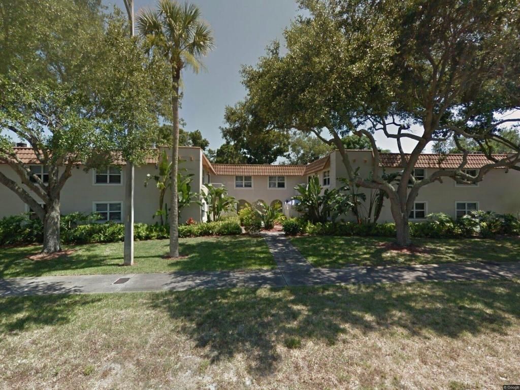 715 20th Street 104, Vero Beach, FL 32960