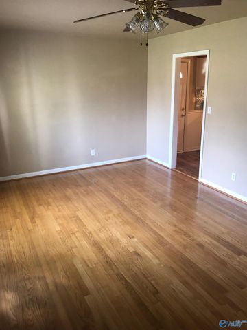 4504 Raton Blvd, Huntsville, AL 35810