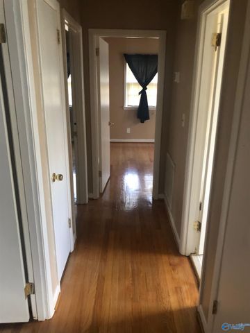 4504 Raton Blvd, Huntsville, AL 35810