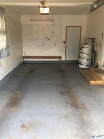 4504 Raton Blvd, Huntsville, AL 35810