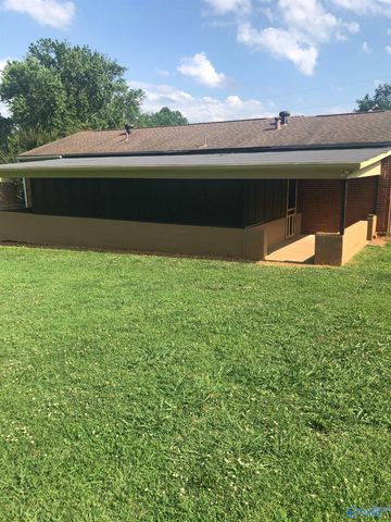 4504 Raton Blvd, Huntsville, AL 35810