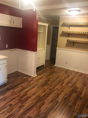 4504 Raton Blvd, Huntsville, AL 35810