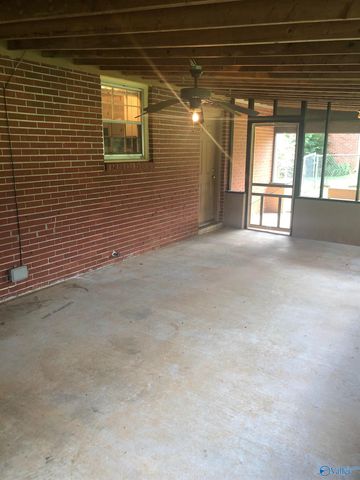 4504 Raton Blvd, Huntsville, AL 35810