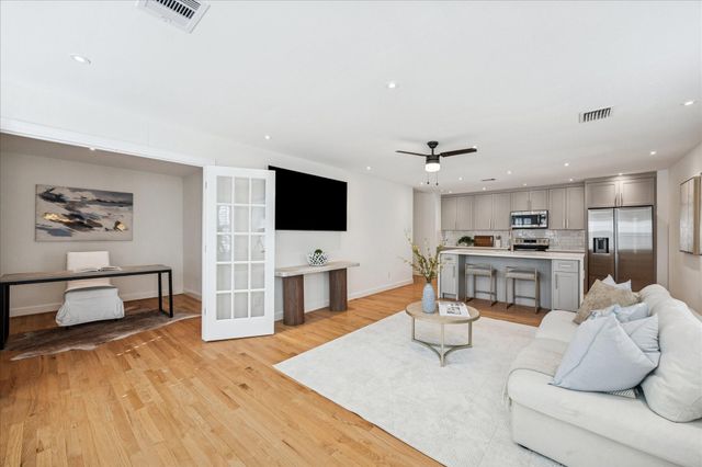 2409 Dryden Road, Houston, TX 77030